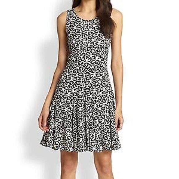 Diane Von Furstenberg clara dress in leopard print - Picture 1 of 8